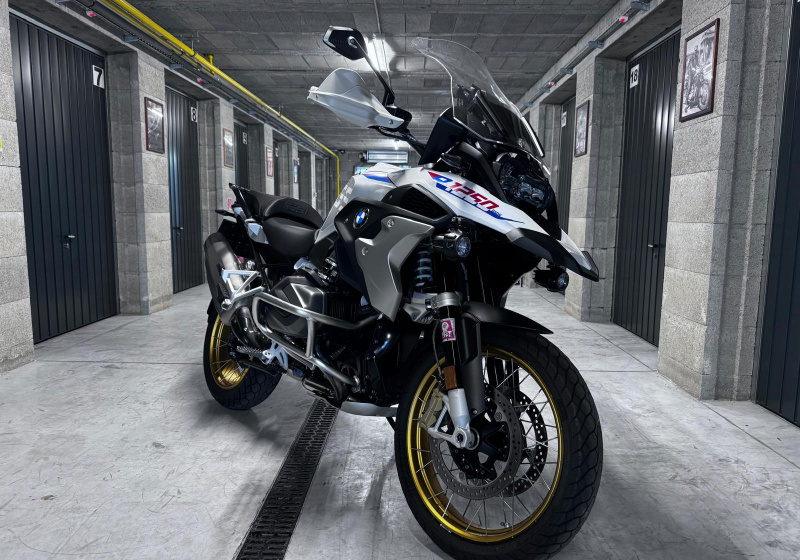 BMW R 1250 GS Light White