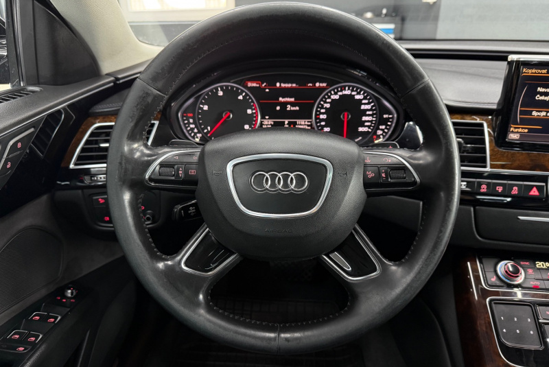Ponuka vozidiel / Audi A8 3.0 TDI V6 DPF clean diesel quattro tiptronic - video Ponuka vozidiel / Audi A8 3.0 TDI V6 DPF clean diesel quattro tiptronic - video