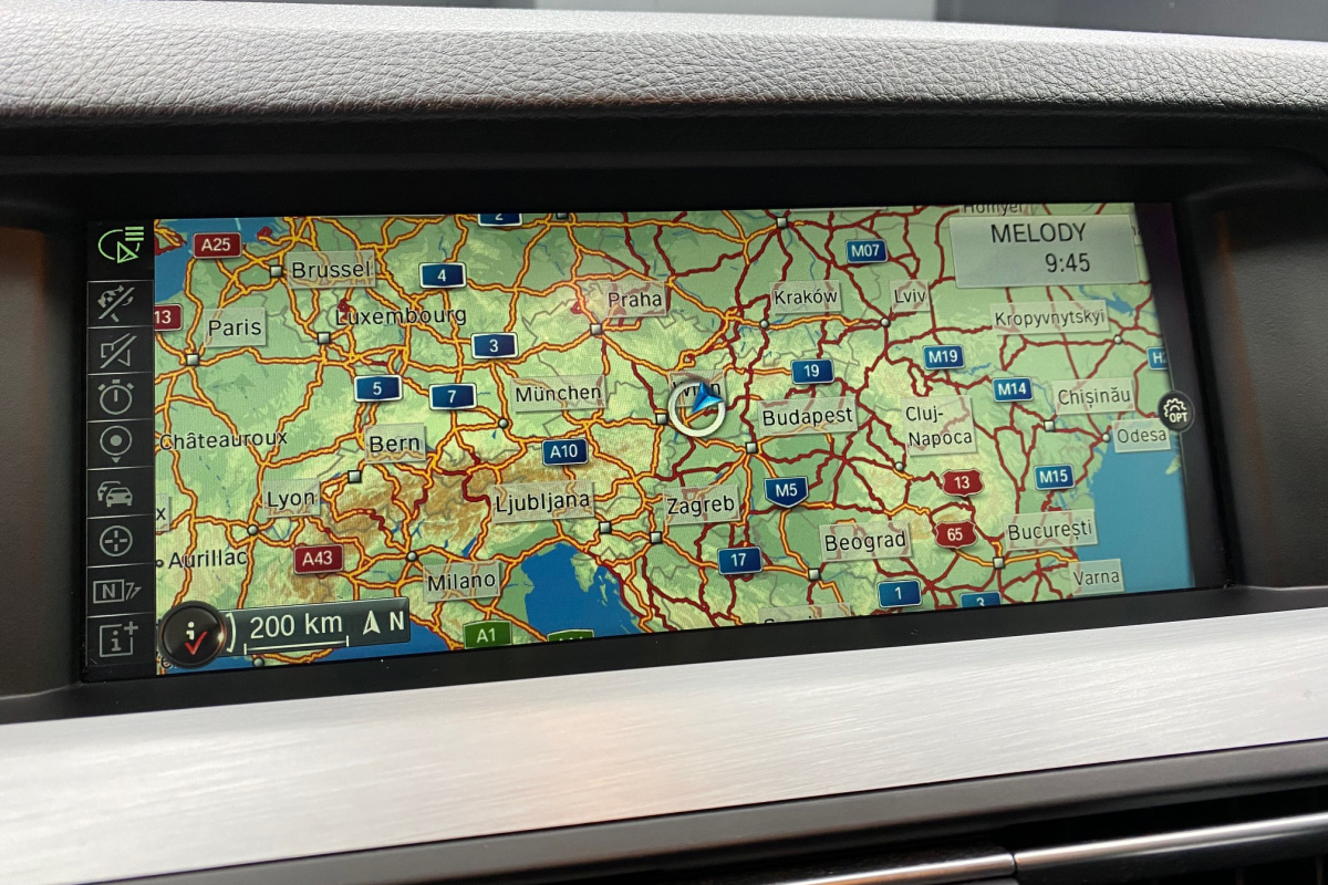 Ponuka vozidiel / BMW Rad 5 530d xDrive A/T - video Ponuka vozidiel / BMW Rad 5 530d xDrive A/T - video