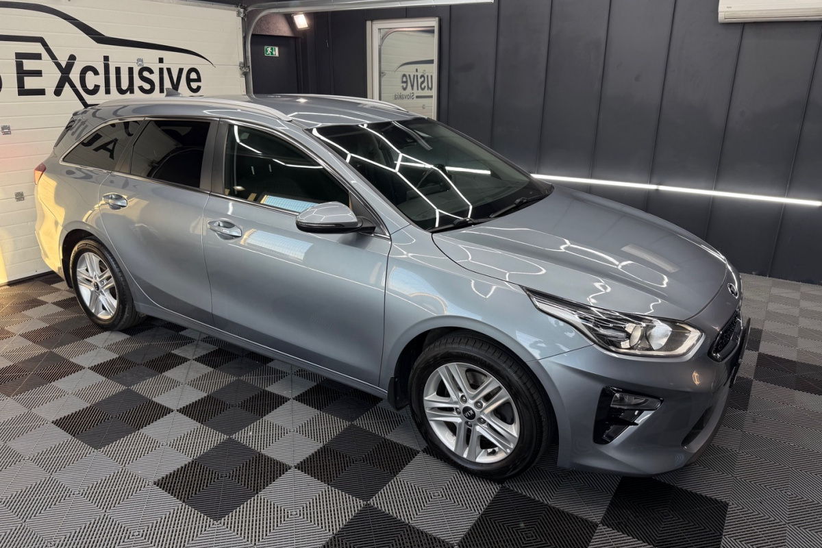 Ponuka vozidiel / Kia Ceed SW 1.6 CRDi 136k Platinum A/T - video Ponuka vozidiel / Kia Ceed SW 1.6 CRDi 136k Platinum A/T - video