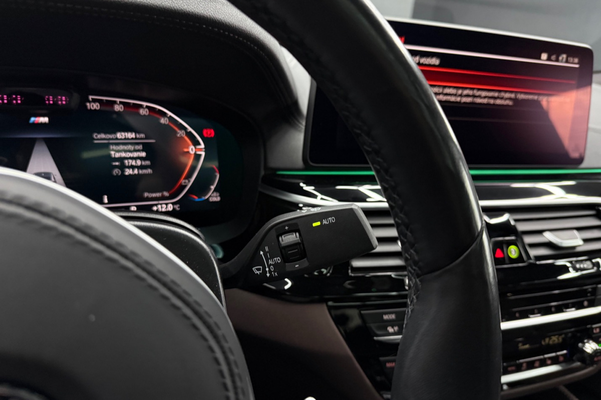 Ponuka vozidiel / BMW Rad 6 GT 640d mHEV xDrive Gran Turismo A/T - video Ponuka vozidiel / BMW Rad 6 GT 640d mHEV xDrive Gran Turismo A/T - video