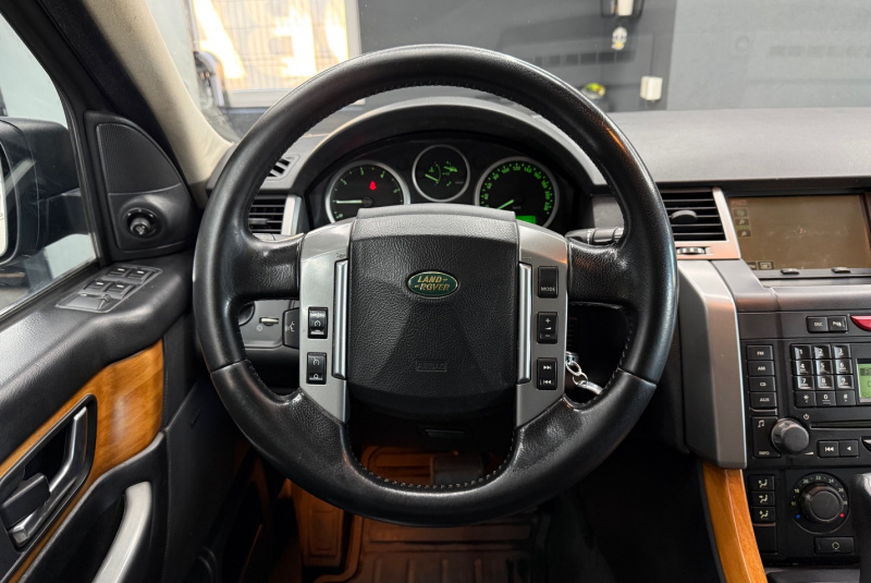 Ponuka vozidiel / Land Rover Range Rover Sport 2.7 TDV6 SE - video Ponuka vozidiel / Land Rover Range Rover Sport 2.7 TDV6 SE - video