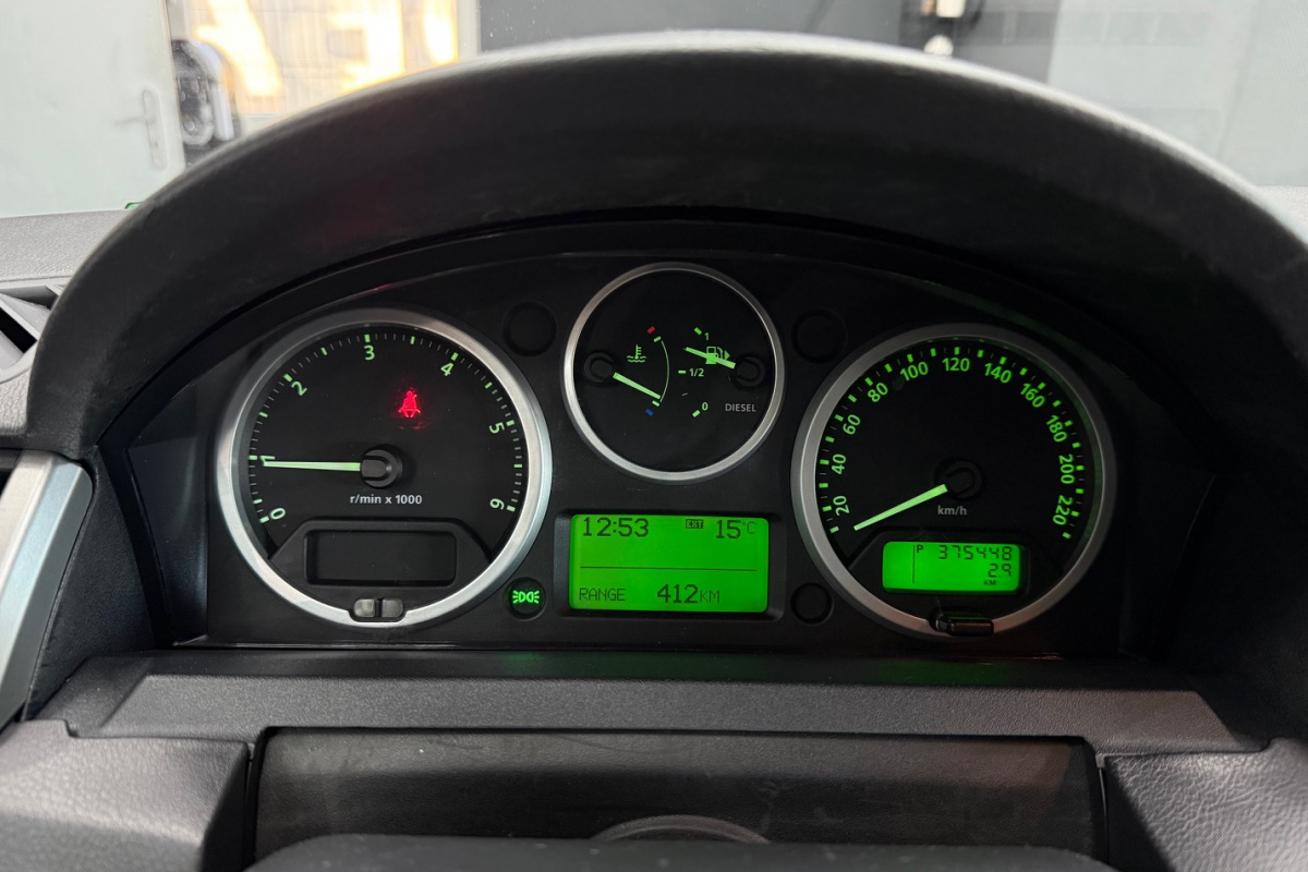 Ponuka vozidiel / Land Rover Range Rover Sport 2.7 TDV6 SE - video Ponuka vozidiel / Land Rover Range Rover Sport 2.7 TDV6 SE - video