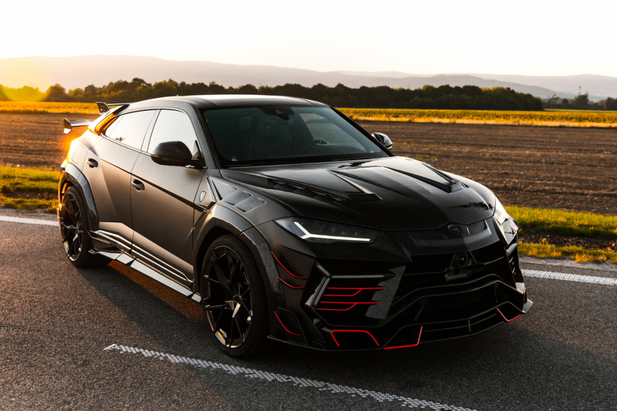 Ponuka vozidiel / Lamborghini Urus 4.0 V8 Mansory 700koní - video Ponuka vozidiel / Lamborghini Urus 4.0 V8 Mansory 700koní - video