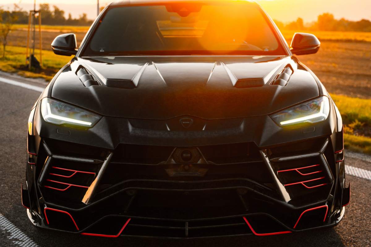 Ponuka vozidiel / Lamborghini Urus 4.0 V8 Mansory 700koní - video Ponuka vozidiel / Lamborghini Urus 4.0 V8 Mansory 700koní - video