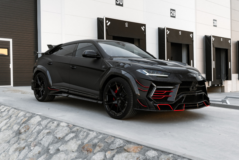 Ponuka vozidiel / Lamborghini Urus 4.0 V8 Mansory 700koní - video Ponuka vozidiel / Lamborghini Urus 4.0 V8 Mansory 700koní - video