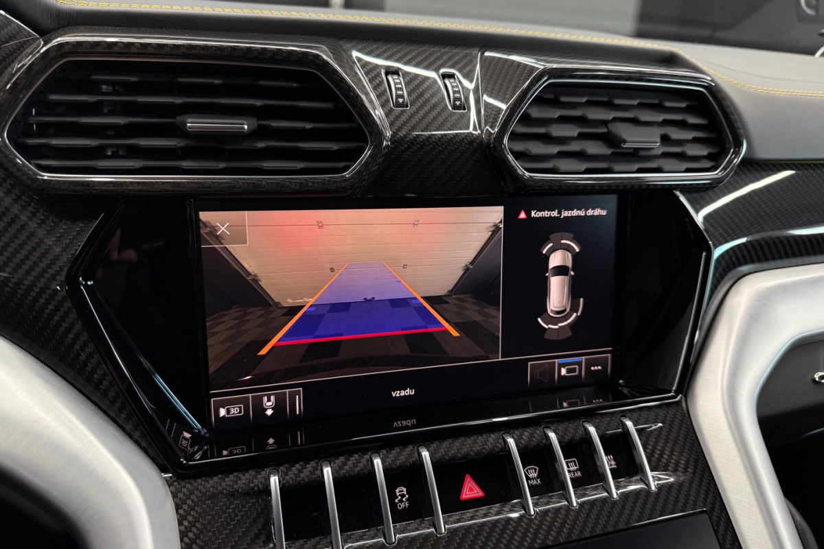 Ponuka vozidiel / Lamborghini Urus 4.0 V8 Mansory 700koní - video Ponuka vozidiel / Lamborghini Urus 4.0 V8 Mansory 700koní - video