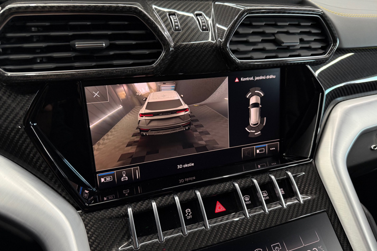 Ponuka vozidiel / Lamborghini Urus 4.0 V8 Mansory 700koní - video Ponuka vozidiel / Lamborghini Urus 4.0 V8 Mansory 700koní - video