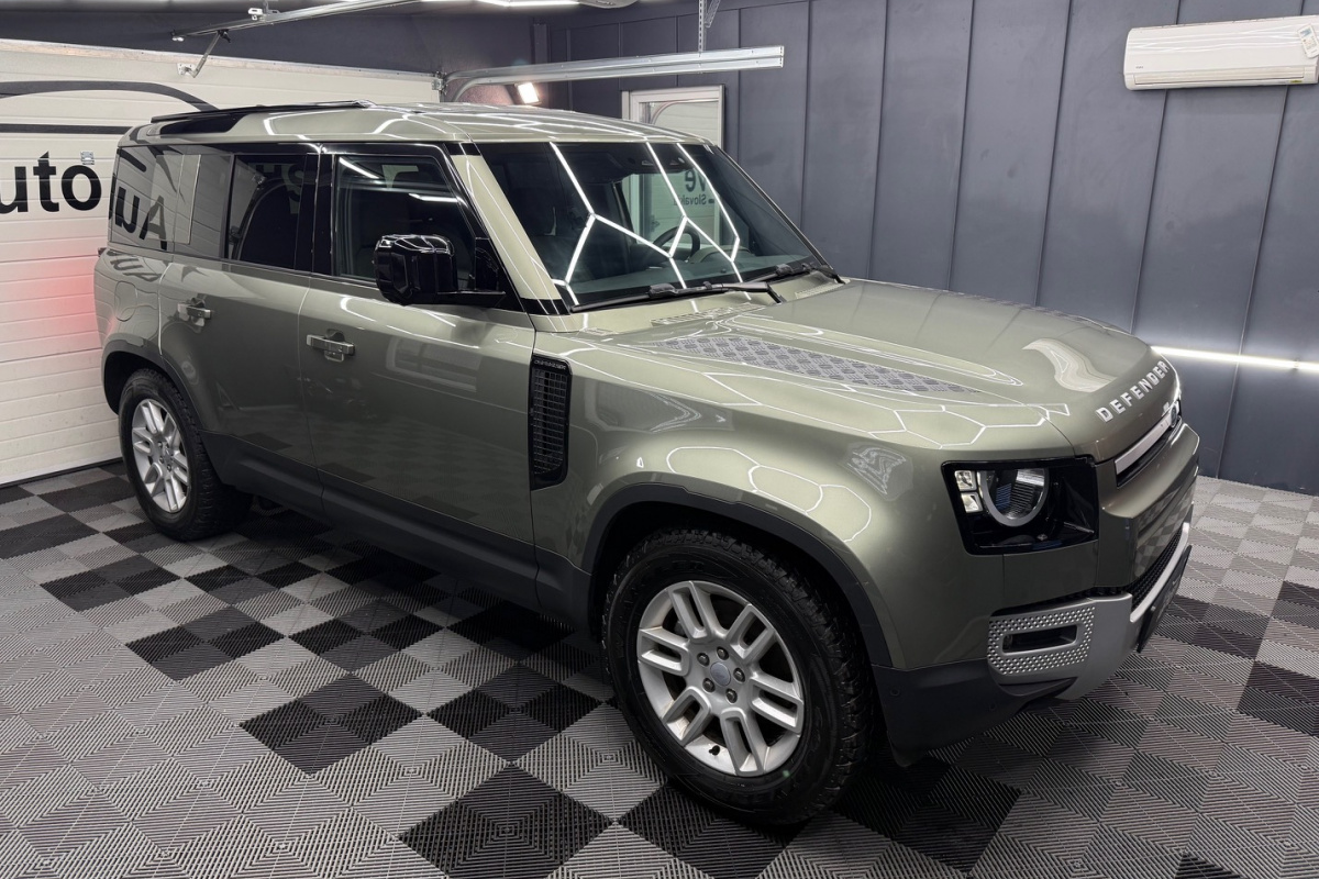 Ponuka vozidiel / Land Rover Defender 110 3.0D I6 D200 MHEV S A/T AWD - video Ponuka vozidiel / Land Rover Defender 110 3.0D I6 D200 MHEV S A/T AWD - video