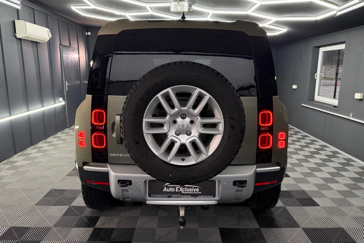 Ponuka vozidiel / Land Rover Defender 110 3.0D I6 D200 MHEV S A/T AWD - video Ponuka vozidiel / Land Rover Defender 110 3.0D I6 D200 MHEV S A/T AWD - video