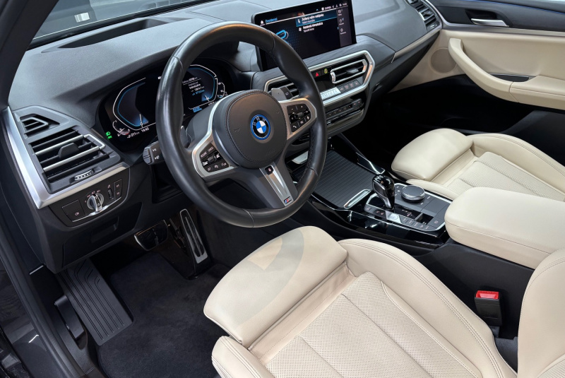 Ponuka vozidiel / BMW X3 xDrive30e M-PACKET PLUG-IN HYBRID - video Ponuka vozidiel / BMW X3 xDrive30e M-PACKET PLUG-IN HYBRID - video