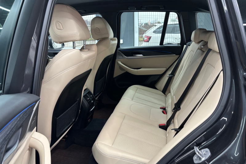 Ponuka vozidiel / BMW X3 xDrive30e M-PACKET PLUG-IN HYBRID - video Ponuka vozidiel / BMW X3 xDrive30e M-PACKET PLUG-IN HYBRID - video