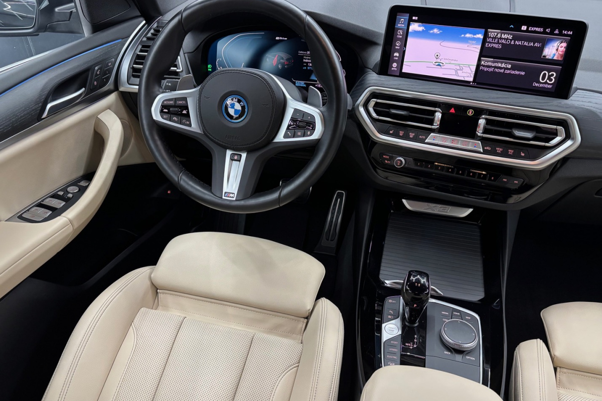 Ponuka vozidiel / BMW X3 xDrive30e M-PACKET PLUG-IN HYBRID - video Ponuka vozidiel / BMW X3 xDrive30e M-PACKET PLUG-IN HYBRID - video