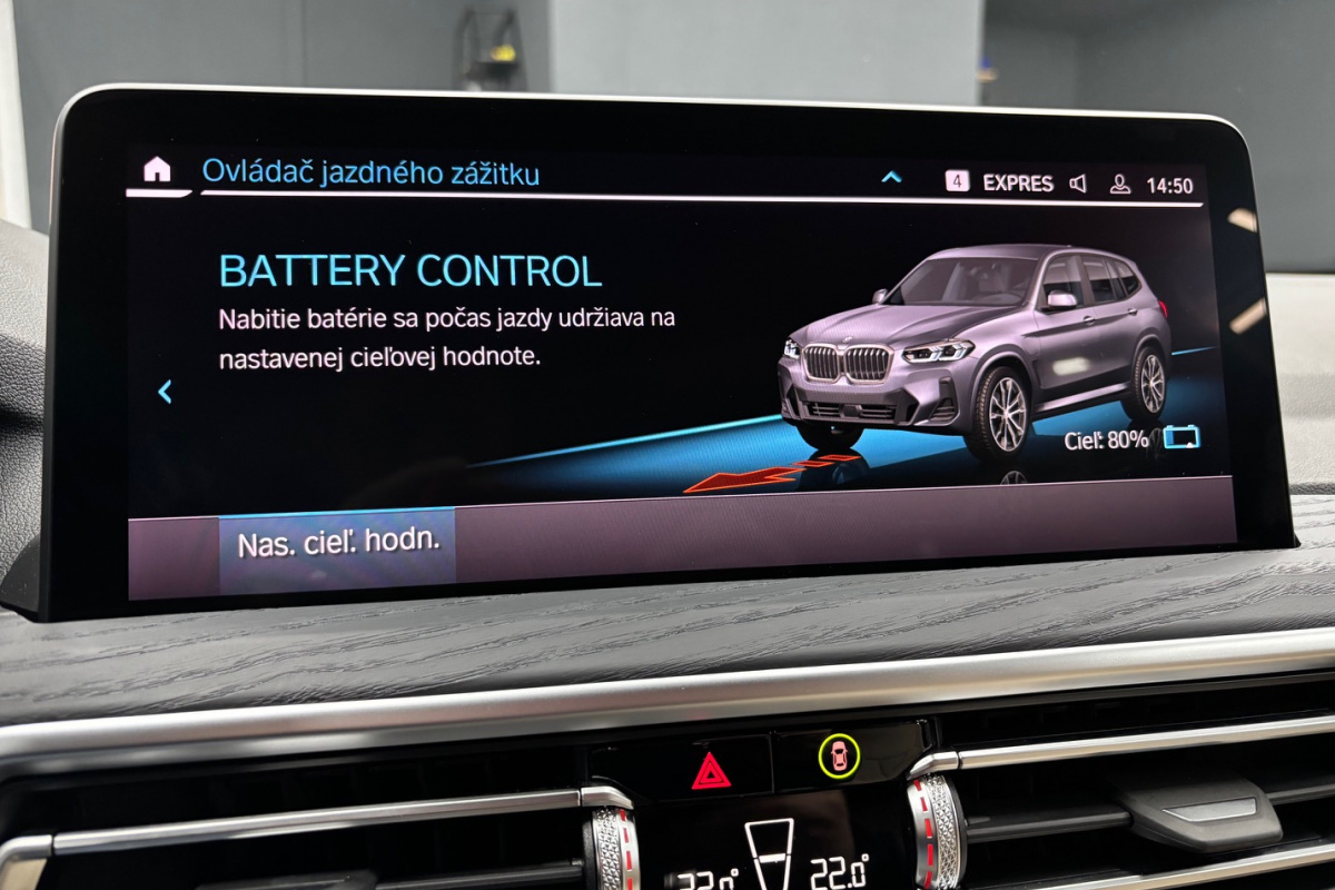 Ponuka vozidiel / BMW X3 xDrive30e M-PACKET PLUG-IN HYBRID - video Ponuka vozidiel / BMW X3 xDrive30e M-PACKET PLUG-IN HYBRID - video