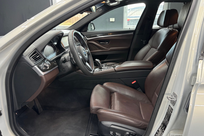 Ponuka vozidiel / BMW Rad 5 535d xDrive M-PACKET - video Ponuka vozidiel / BMW Rad 5 535d xDrive M-PACKET - video