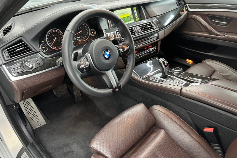 Ponuka vozidiel / BMW Rad 5 535d xDrive M-PACKET - video Ponuka vozidiel / BMW Rad 5 535d xDrive M-PACKET - video
