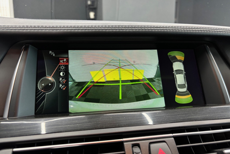 Ponuka vozidiel / BMW Rad 5 535d xDrive M-PACKET - video Ponuka vozidiel / BMW Rad 5 535d xDrive M-PACKET - video