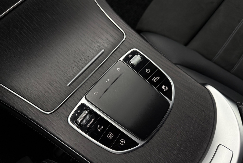 Ponuka vozidiel / Mercedes-Benz GLC Kupé 200 mHEV 4MATIC A/T - video Ponuka vozidiel / Mercedes-Benz GLC Kupé 200 mHEV 4MATIC A/T - video
