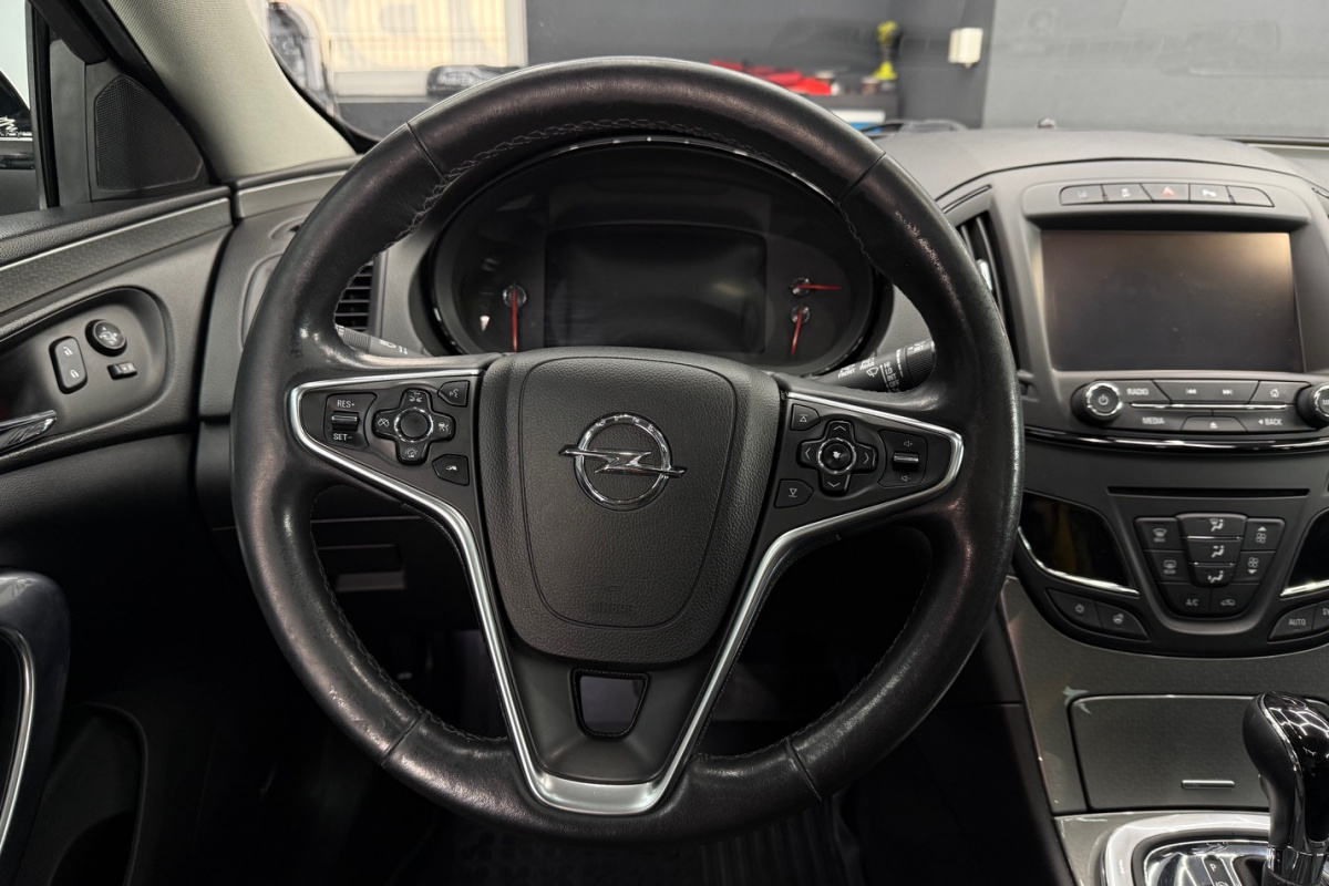Ponuka vozidiel / Opel Insignia ST 1.6 CDTI 136k S S Innovation AT6 - video Ponuka vozidiel / Opel Insignia ST 1.6 CDTI 136k S S Innovation AT6 - video