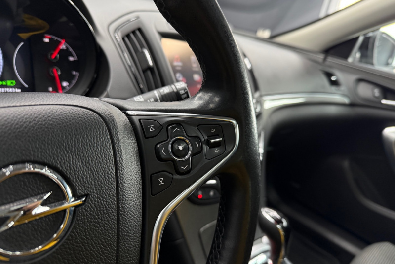 Ponuka vozidiel / Opel Insignia ST 1.6 CDTI 136k S S Innovation AT6 - video Ponuka vozidiel / Opel Insignia ST 1.6 CDTI 136k S S Innovation AT6 - video