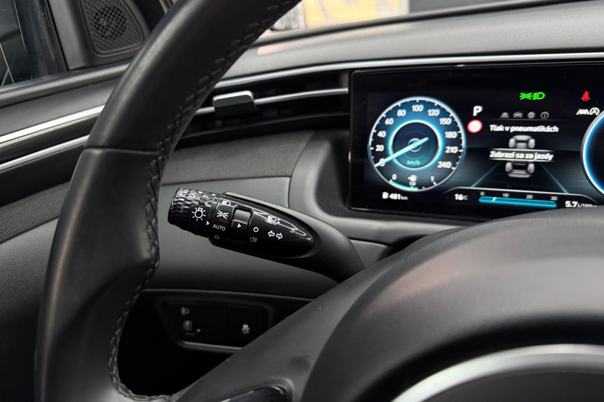 Ponuka vozidiel / Hyundai Tucson 1.6 CRDi 136 Style A/T - video Ponuka vozidiel / Hyundai Tucson 1.6 CRDi 136 Style A/T - video
