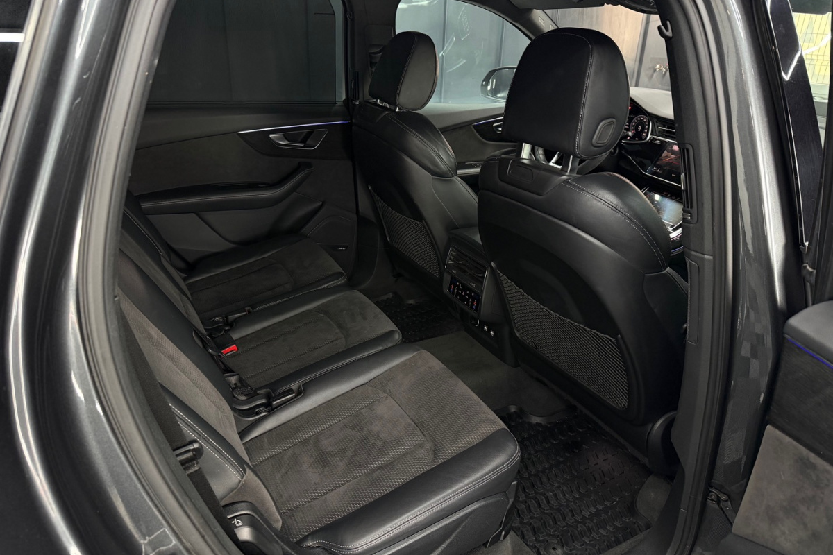 Ponuka vozidiel / Audi Q7 50 TDI QUATTRO TIPTRONIC S-LINE - video Ponuka vozidiel / Audi Q7 50 TDI QUATTRO TIPTRONIC S-LINE - video