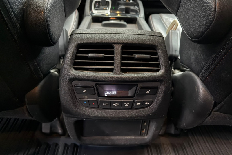 Ponuka vozidiel / Honda Ridgeline 3.5 V6 Black Edition - video Ponuka vozidiel / Honda Ridgeline 3.5 V6 Black Edition - video