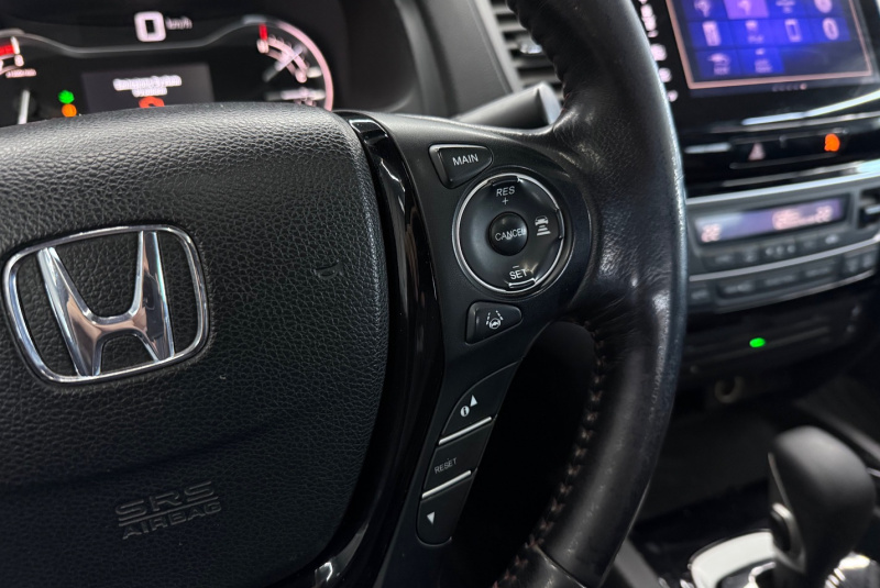 Ponuka vozidiel / Honda Ridgeline 3.5 V6 Black Edition - video Ponuka vozidiel / Honda Ridgeline 3.5 V6 Black Edition - video