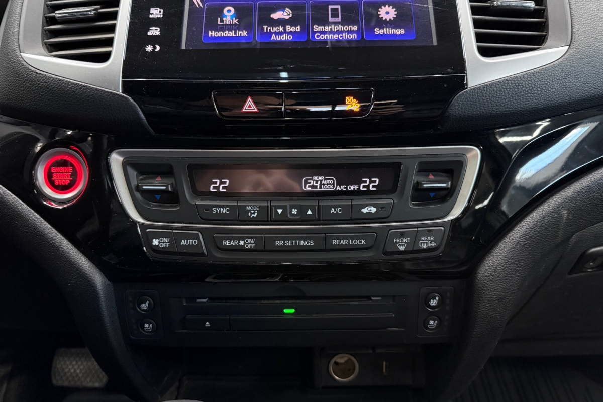 Ponuka vozidiel / Honda Ridgeline 3.5 V6 Black Edition - video Ponuka vozidiel / Honda Ridgeline 3.5 V6 Black Edition - video