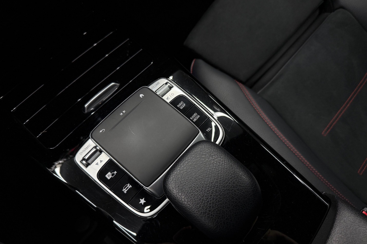Ponuka vozidiel / Mercedes-Benz CLA Kupé 180 A/T - video Ponuka vozidiel / Mercedes-Benz CLA Kupé 180 A/T - video