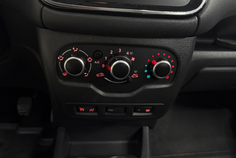 Ponuka vozidiel / Dacia Lodgy 1.6 SCe Access - video Ponuka vozidiel / Dacia Lodgy 1.6 SCe Access - video
