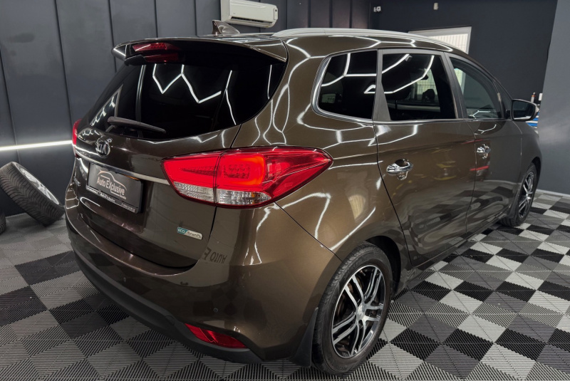 Ponuka vozidiel / Kia Carens 1.7 CRDi 141k Gold A7 - video Ponuka vozidiel / Kia Carens 1.7 CRDi 141k Gold A7 - video