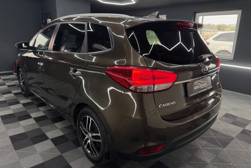 Ponuka vozidiel / Kia Carens 1.7 CRDi 141k Gold A7 - video Ponuka vozidiel / Kia Carens 1.7 CRDi 141k Gold A7 - video