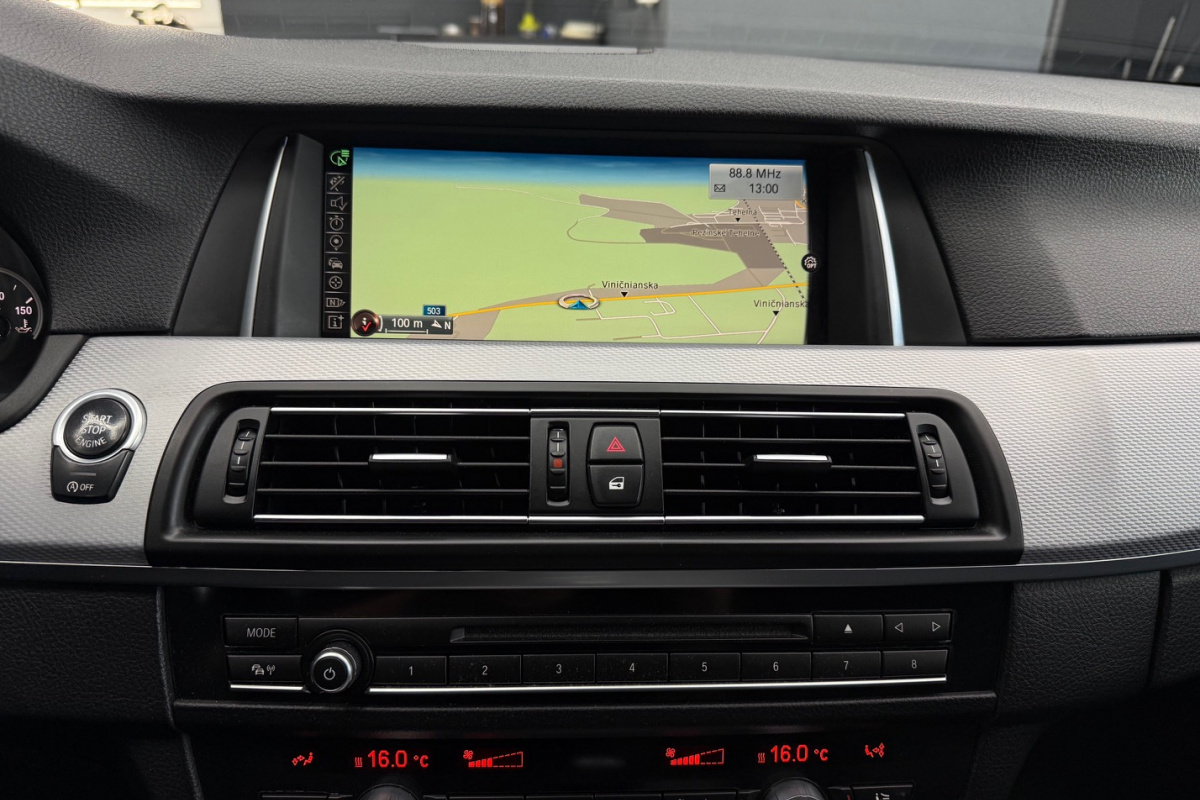 Ponuka vozidiel / BMW Rad 5 530d xDrive - video Ponuka vozidiel / BMW Rad 5 530d xDrive - video