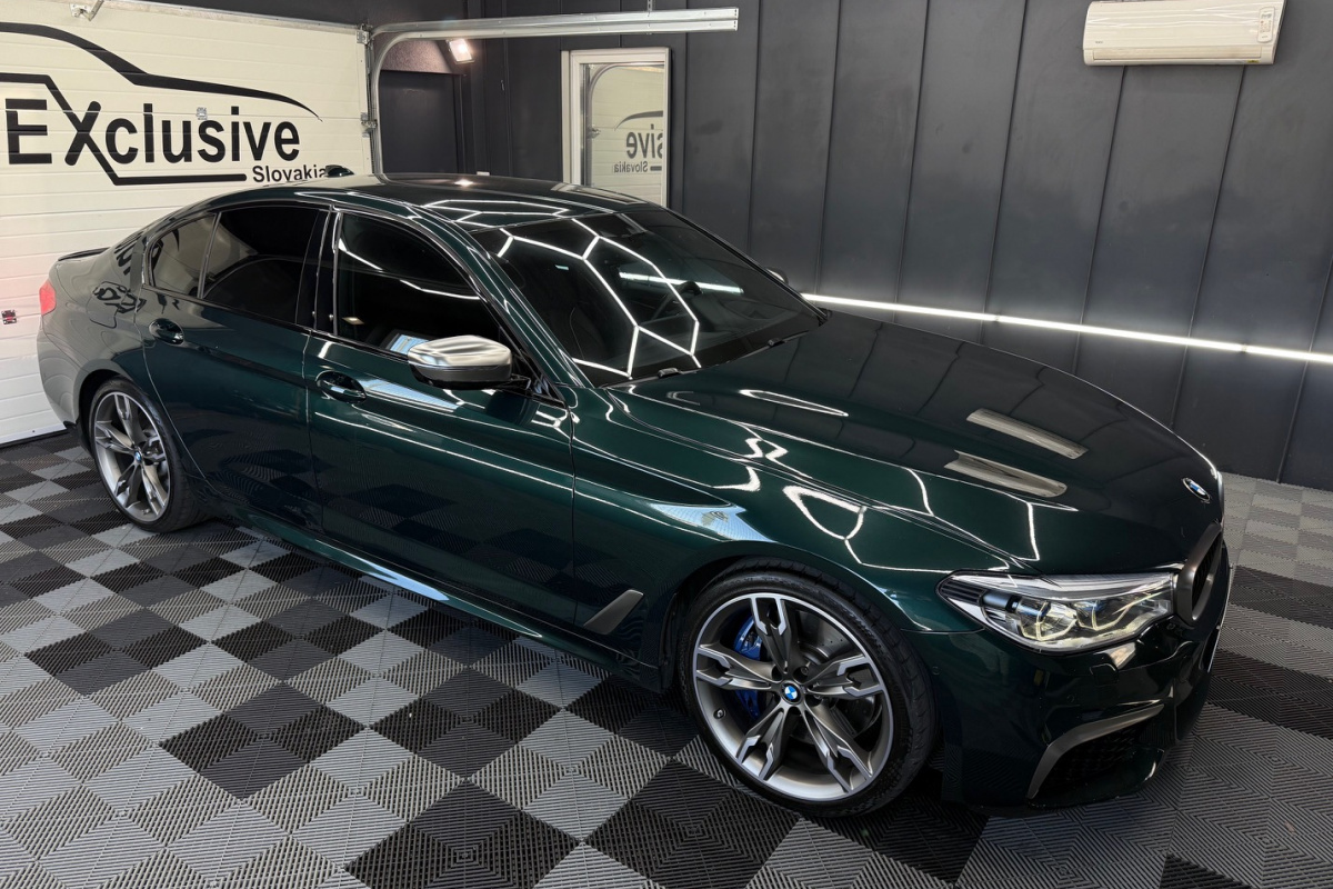 Ponuka vozidiel / BMW Rad 5 M550i xDrive A/T - video Ponuka vozidiel / BMW Rad 5 M550i xDrive A/T - video