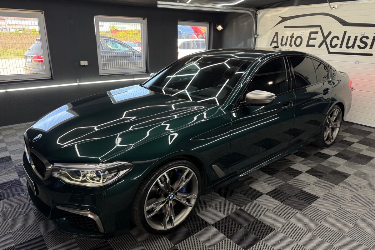 Ponuka vozidiel / BMW Rad 5 M550i xDrive A/T - video Ponuka vozidiel / BMW Rad 5 M550i xDrive A/T - video