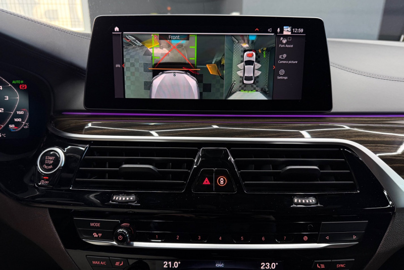 Ponuka vozidiel / BMW Rad 5 M550i xDrive A/T - video Ponuka vozidiel / BMW Rad 5 M550i xDrive A/T - video