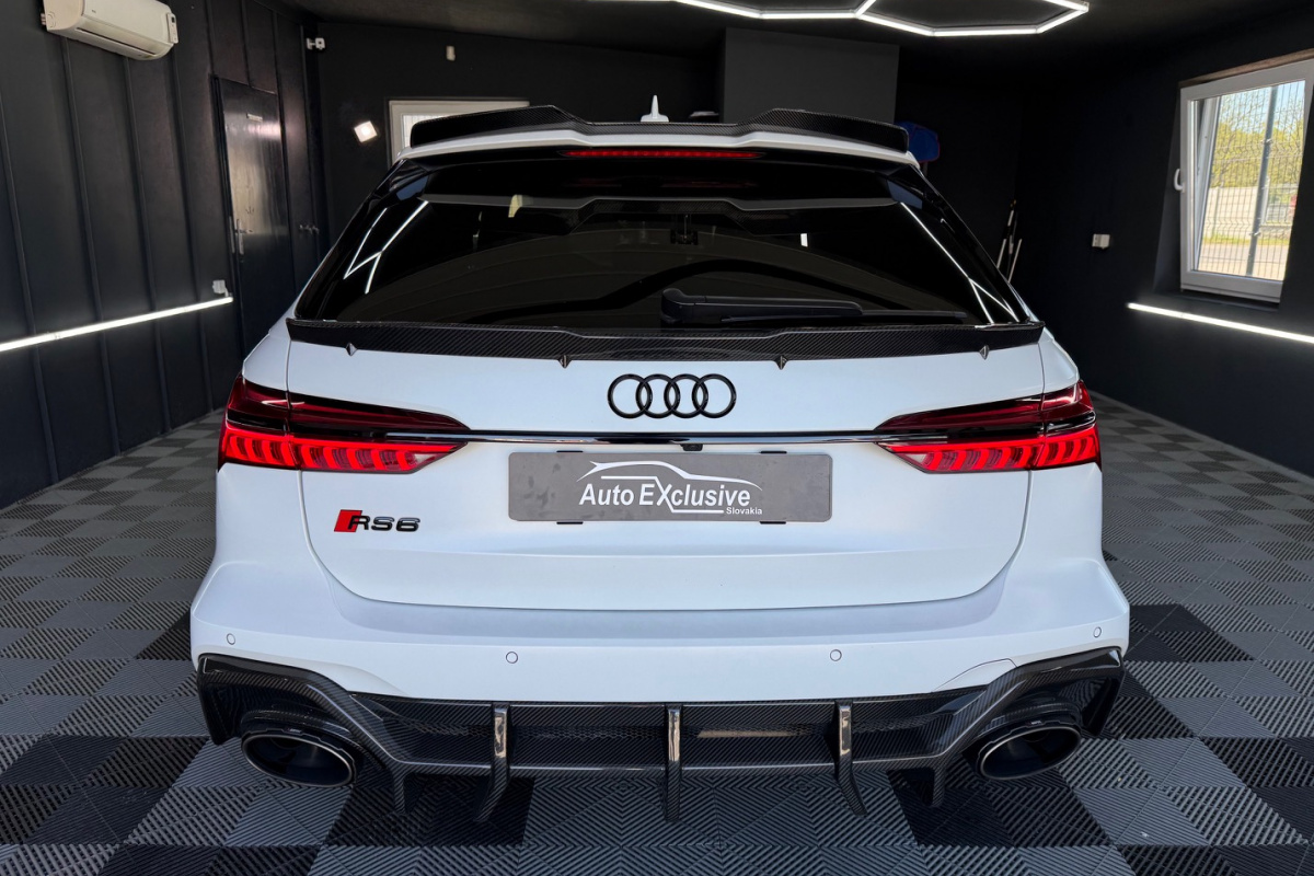 Ponuka vozidiel / Audi RS6 Avant 4.0 TFSI Quattro Full Carbon Akrapovic - video Ponuka vozidiel / Audi RS6 Avant 4.0 TFSI Quattro Full Carbon Akrapovic - video