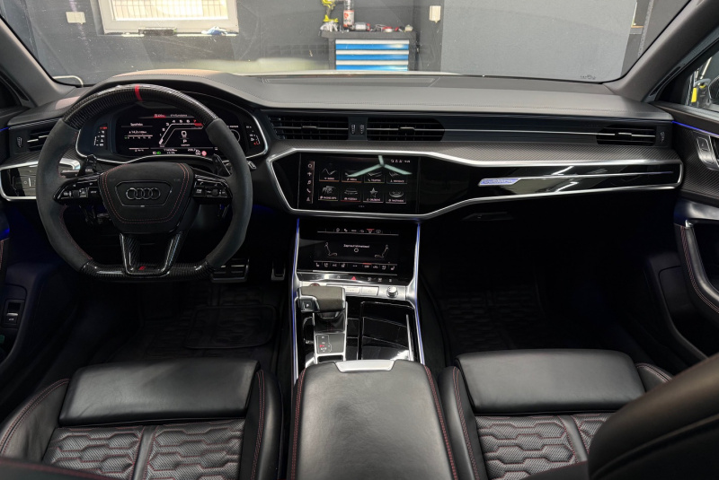 Ponuka vozidiel / Audi RS6 Avant 4.0 TFSI Quattro Full Carbon Akrapovic - video Ponuka vozidiel / Audi RS6 Avant 4.0 TFSI Quattro Full Carbon Akrapovic - video