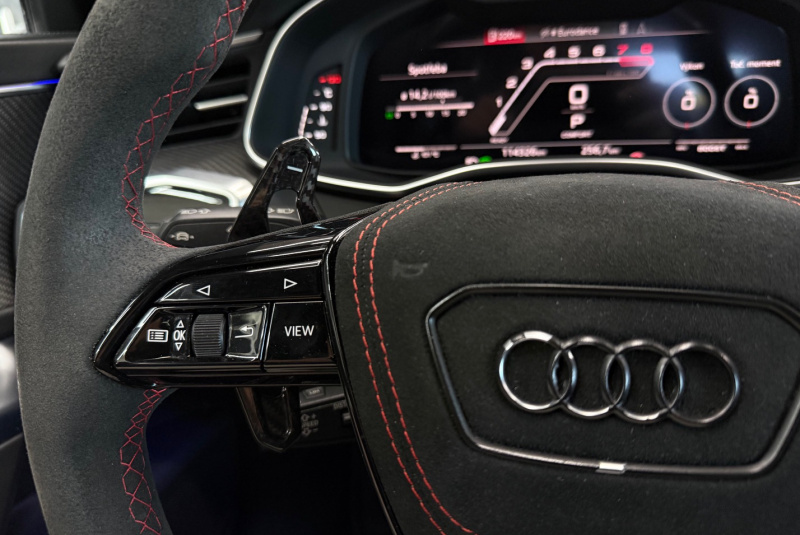 Ponuka vozidiel / Audi RS6 Avant 4.0 TFSI Quattro Full Carbon Akrapovic - video Ponuka vozidiel / Audi RS6 Avant 4.0 TFSI Quattro Full Carbon Akrapovic - video