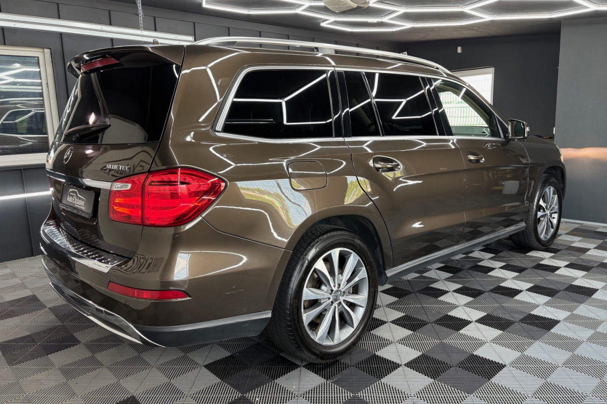 Ponuka vozidiel / Mercedes-Benz GL 350 CDI BlueTEC 4MATIC - video Ponuka vozidiel / Mercedes-Benz GL 350 CDI BlueTEC 4MATIC - video