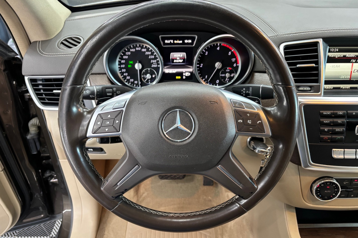 Ponuka vozidiel / Mercedes-Benz GL 350 CDI BlueTEC 4MATIC - video Ponuka vozidiel / Mercedes-Benz GL 350 CDI BlueTEC 4MATIC - video