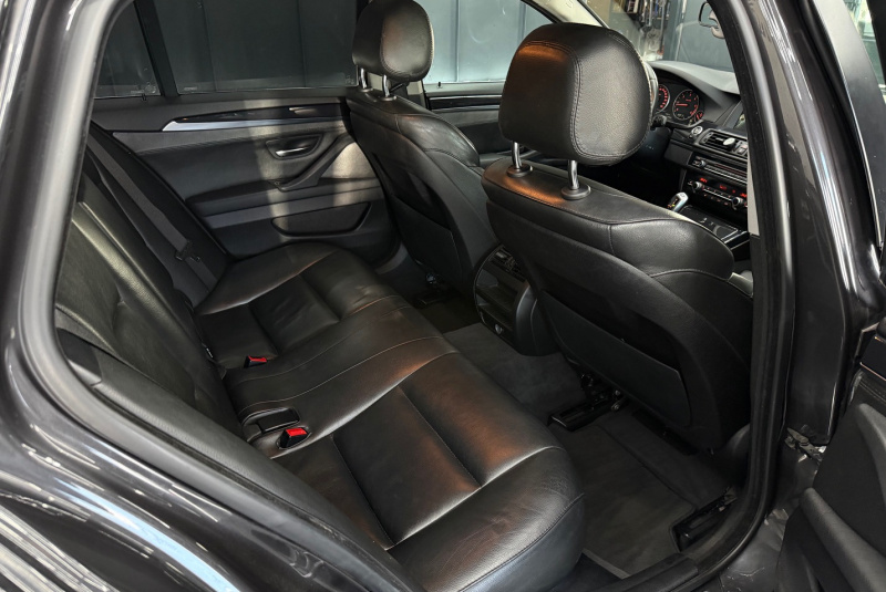 Ponuka vozidiel / BMW Rad 5 Touring 530d - video Ponuka vozidiel / BMW Rad 5 Touring 530d - video