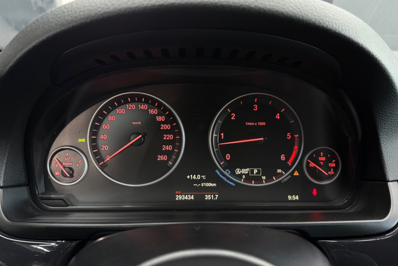 Ponuka vozidiel / BMW Rad 5 Touring 530d - video Ponuka vozidiel / BMW Rad 5 Touring 530d - video