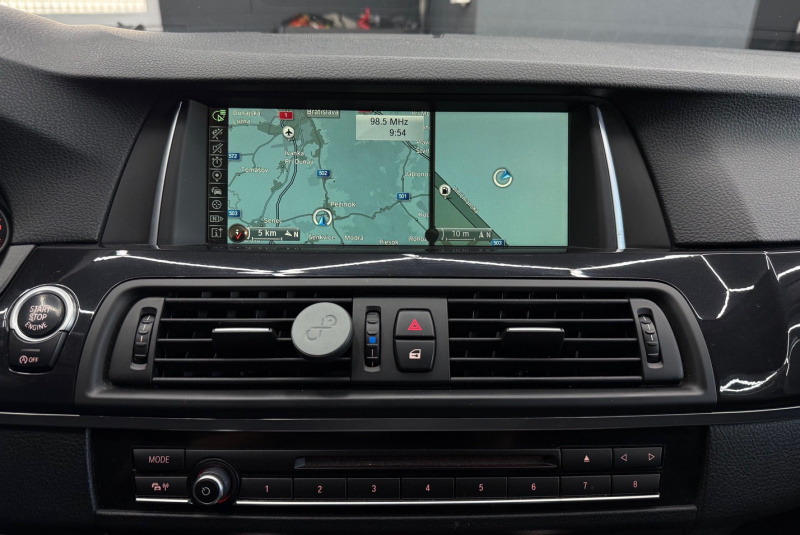 Ponuka vozidiel / BMW Rad 5 Touring 530d - video Ponuka vozidiel / BMW Rad 5 Touring 530d - video