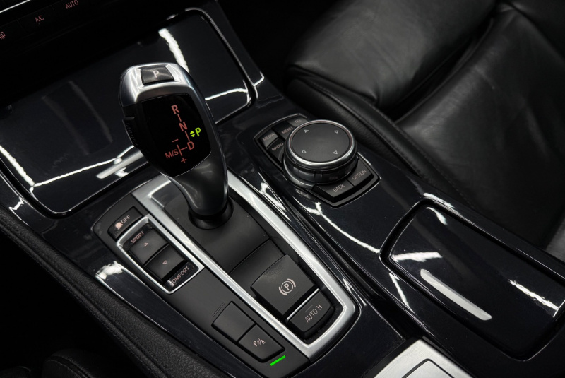 Ponuka vozidiel / BMW Rad 5 Touring 530d - video Ponuka vozidiel / BMW Rad 5 Touring 530d - video