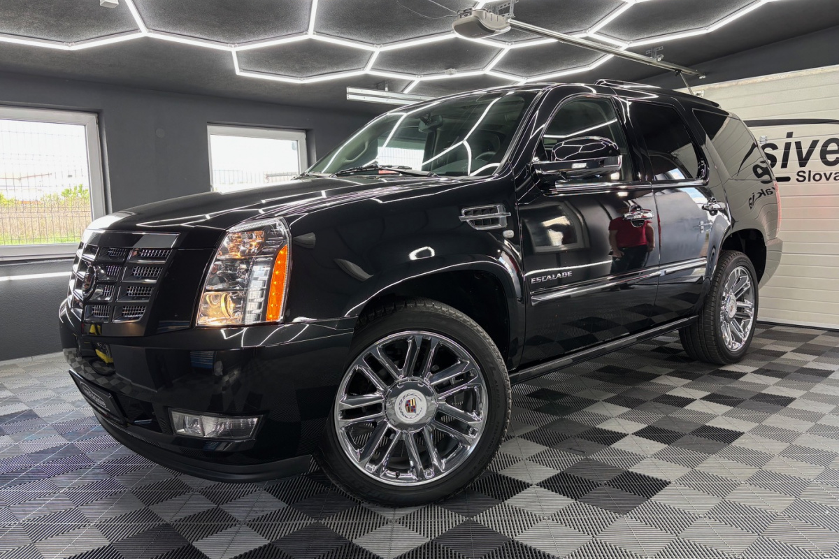 Ponuka vozidiel / Cadillac Escalade 6.2 V8 Platinum Edition A/T - video Ponuka vozidiel / Cadillac Escalade 6.2 V8 Platinum Edition A/T - video