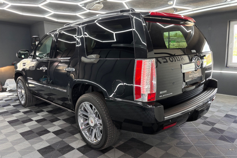 Ponuka vozidiel / Cadillac Escalade 6.2 V8 Platinum Edition A/T - video Ponuka vozidiel / Cadillac Escalade 6.2 V8 Platinum Edition A/T - video