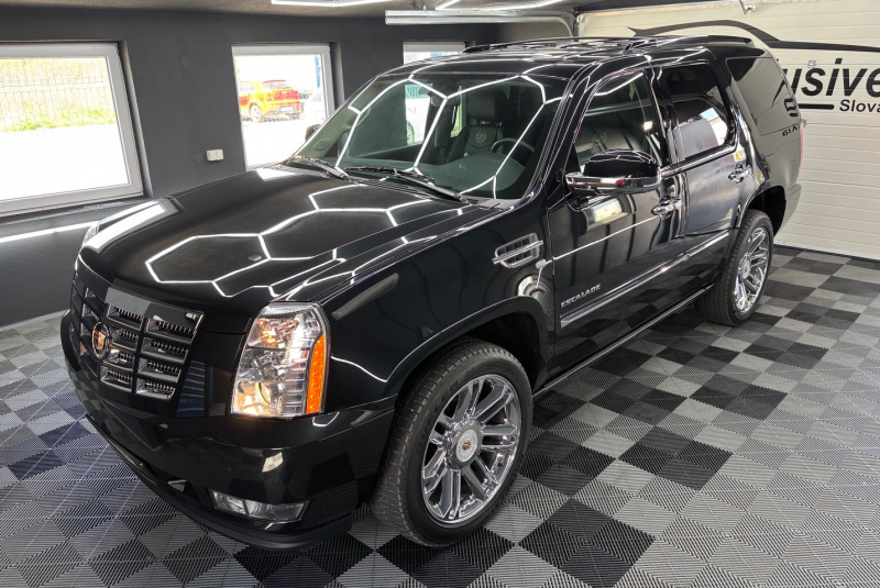 Ponuka vozidiel / Cadillac Escalade 6.2 V8 Platinum Edition A/T - video Ponuka vozidiel / Cadillac Escalade 6.2 V8 Platinum Edition A/T - video
