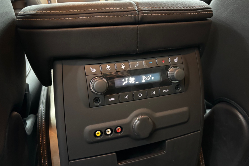 Ponuka vozidiel / Cadillac Escalade 6.2 V8 Platinum Edition A/T - video Ponuka vozidiel / Cadillac Escalade 6.2 V8 Platinum Edition A/T - video